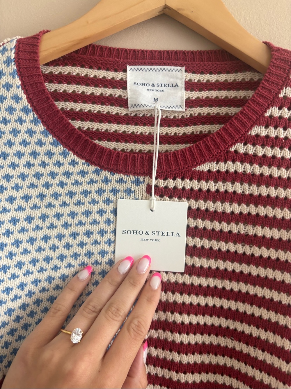 Soho & Stella American Flag Knit Sweater Size Medium Red White Blue 4th of July - Picture 3 of 5